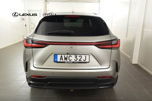 Lexus NX bild 4