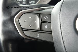 Lexus NX bild 14