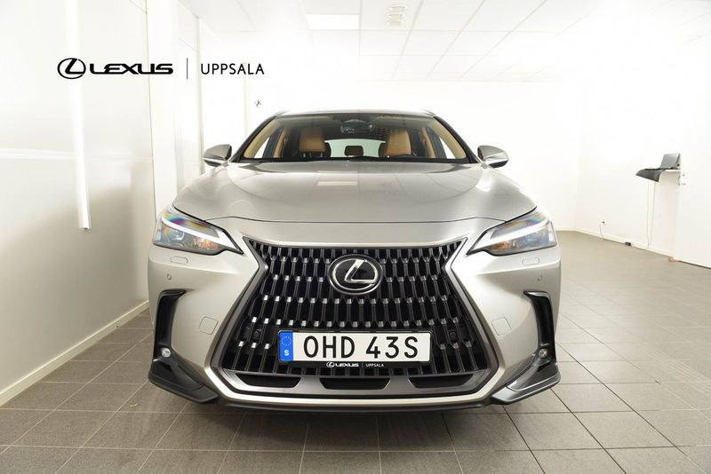 Lexus NX bild 5