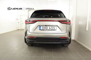 Lexus NX bild 4