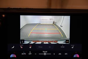 Lexus NX bild 16