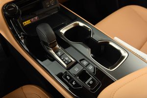 Lexus NX bild 14