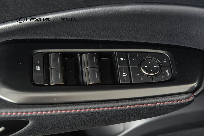 Lexus LBX bild 11