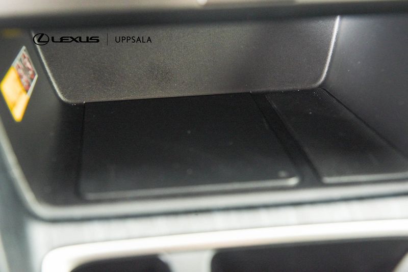 Lexus LBX bild 15