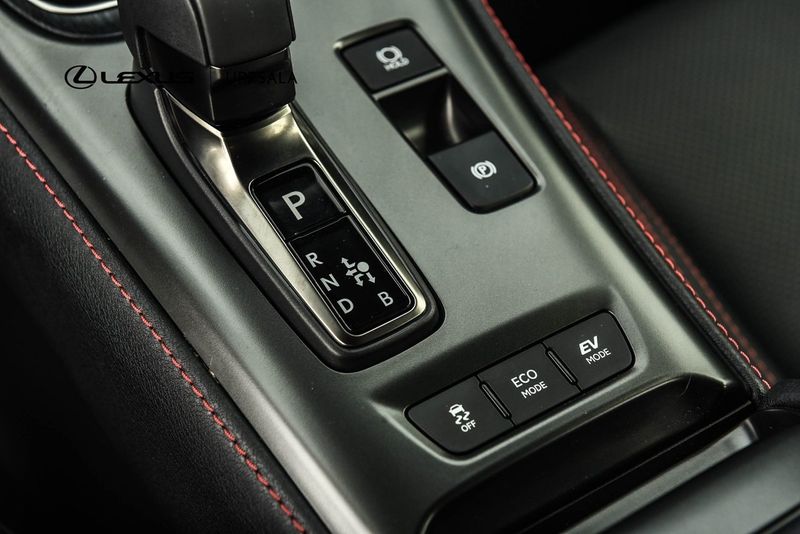 Lexus LBX bild 16
