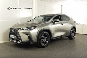 Lexus NX bild 1