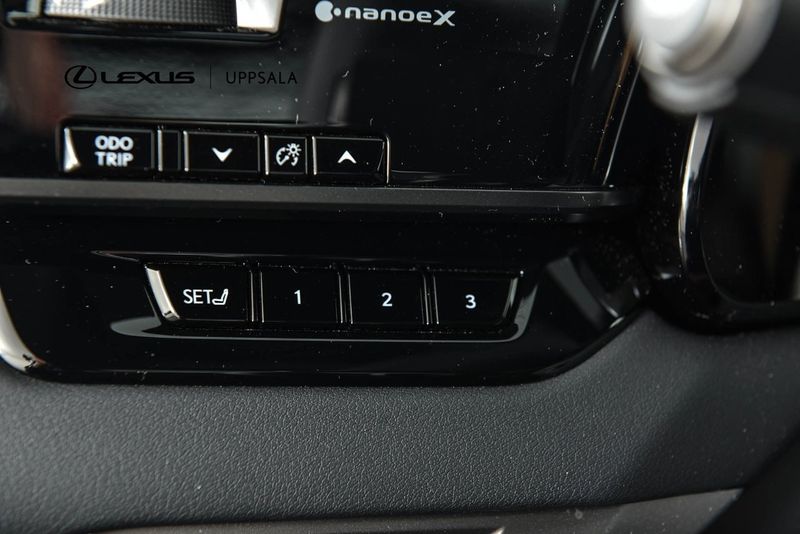 Lexus RX bild 13