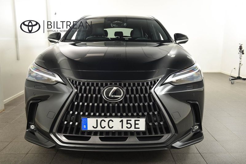 Lexus NX bild 5