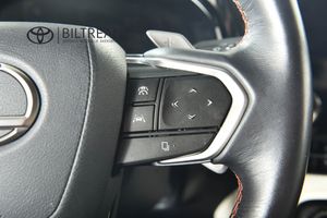 Lexus NX bild 12
