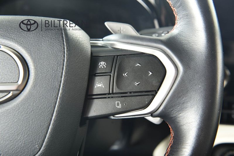 Lexus NX bild 12