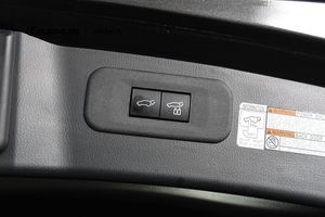 Lexus NX bild 10