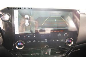 Lexus NX bild 16