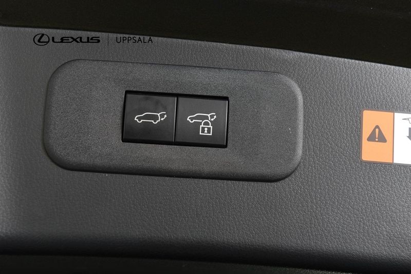Lexus NX bild 11