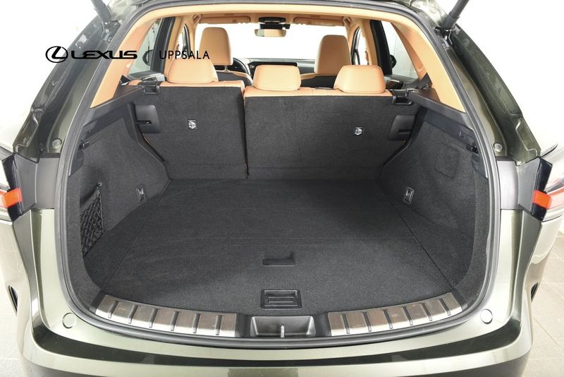 Lexus NX bild 10