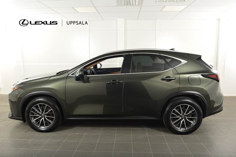 Lexus NX bild 3
