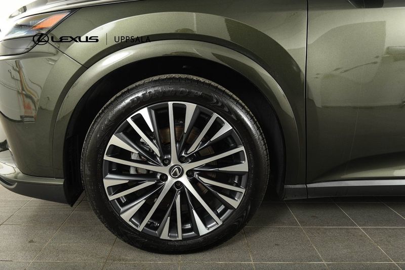 Lexus RX bild 21