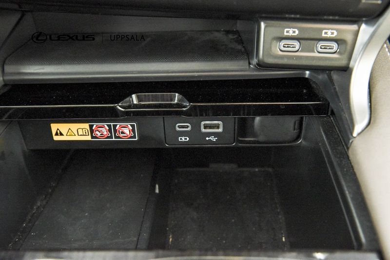 Lexus RX bild 15