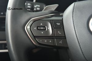 Lexus RX bild 14