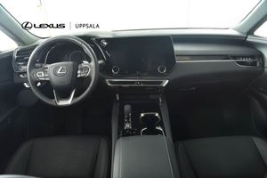 Lexus RX bild 8