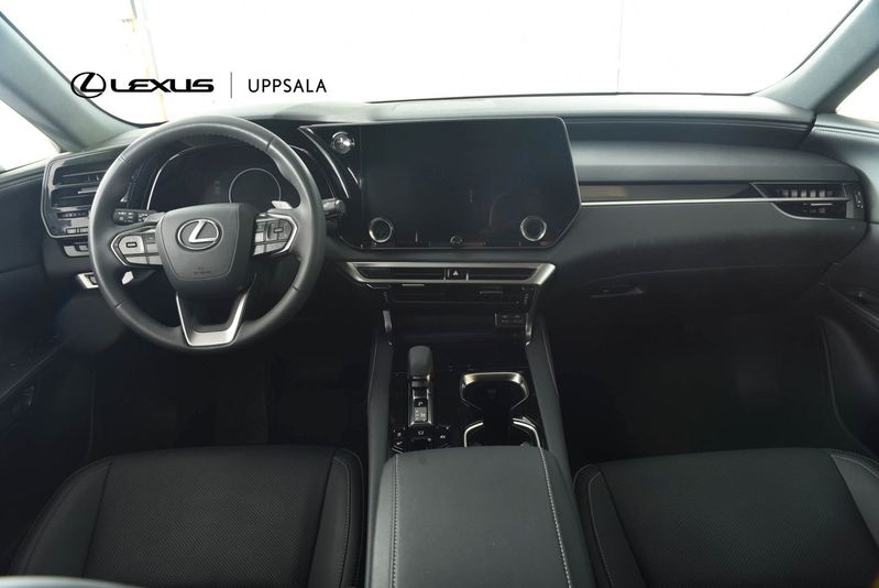 Lexus RX bild 8