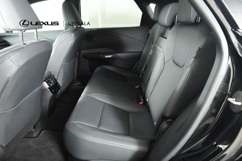 Lexus RX bild 7