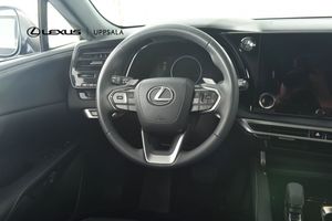 Lexus RX bild 9