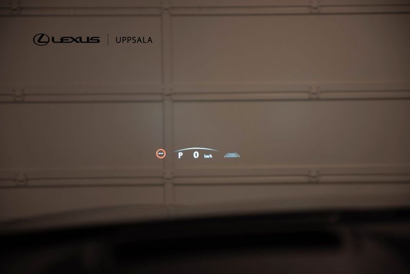 Lexus NX bild 18