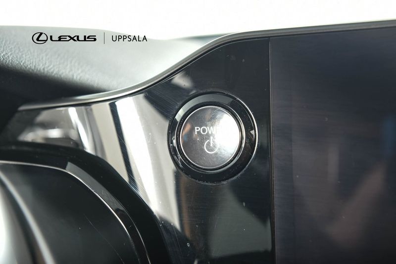 Lexus NX bild 16