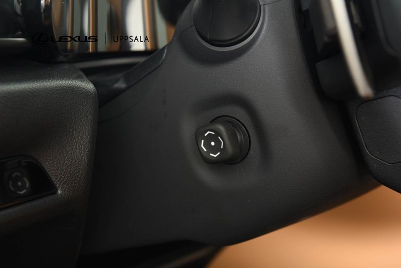 Lexus NX bild 14