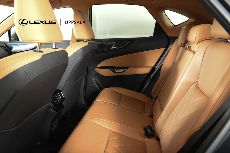 Lexus NX bild 7