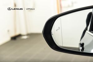 Lexus NX bild 21