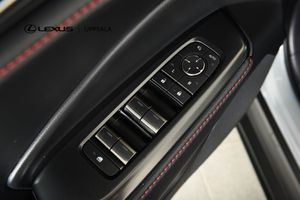 Lexus LBX bild 10