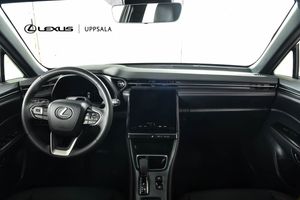 Lexus LBX bild 8