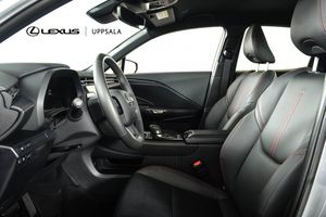 Lexus LBX bild 6