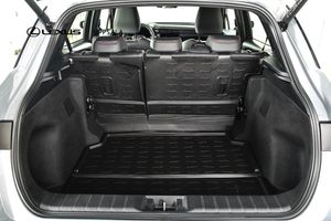 Lexus LBX bild 9