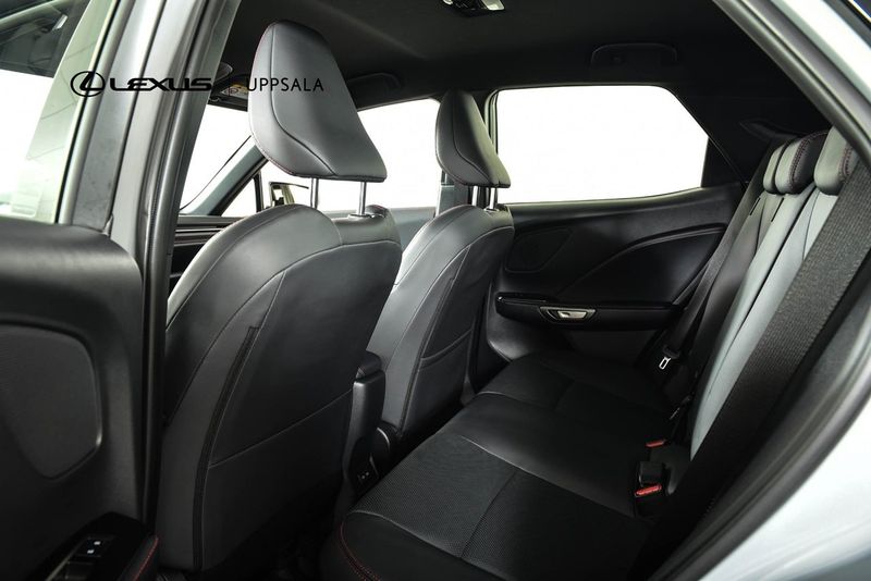 Lexus LBX bild 7