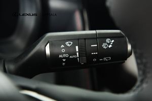 Lexus LBX bild 13