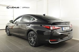 Lexus ES bild 2