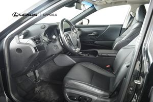 Lexus ES bild 6