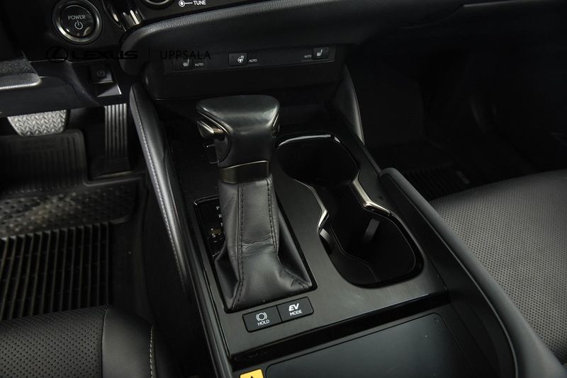 Lexus ES bild 12