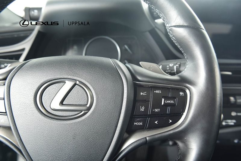 Lexus ES bild 13