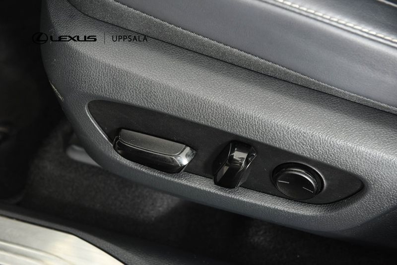 Lexus NX bild 12
