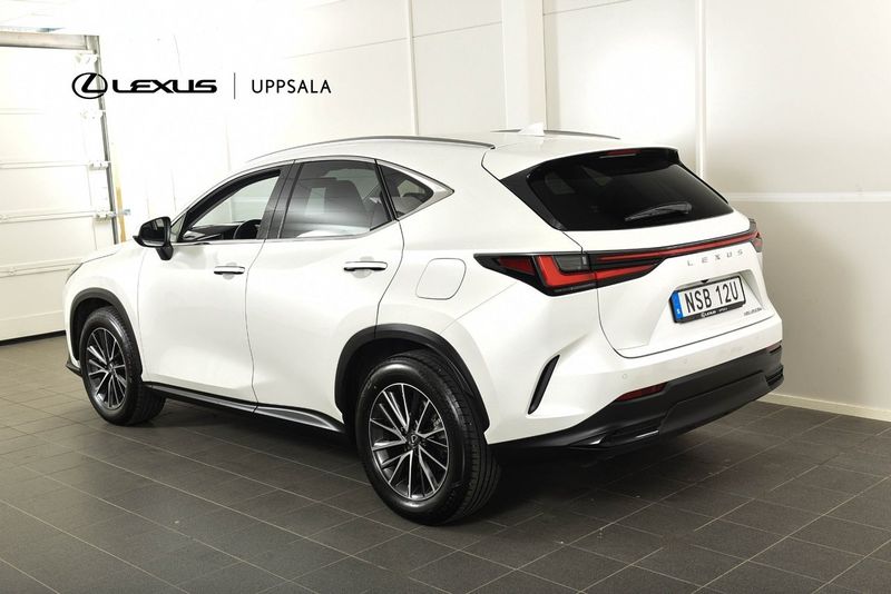 Lexus NX bild 3