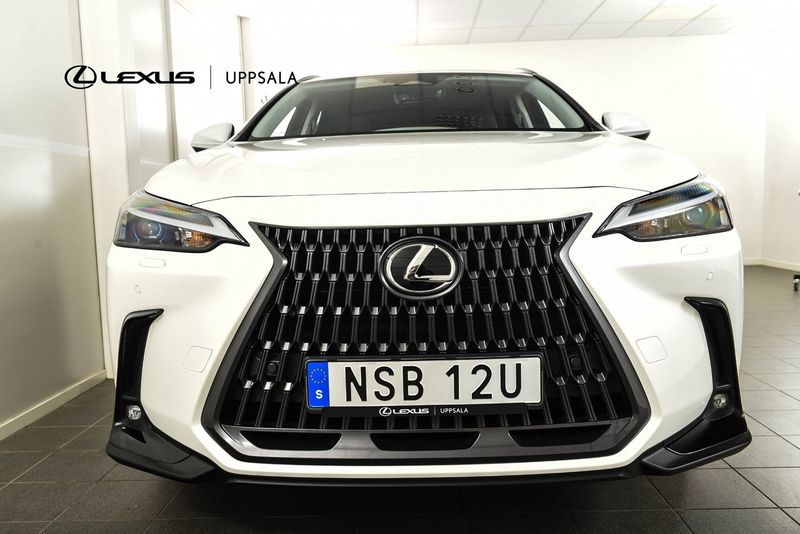 Lexus NX bild 4