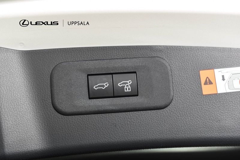 Lexus NX bild 11