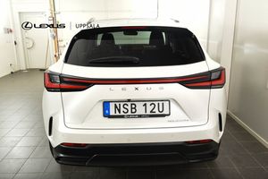 Lexus NX bild 5