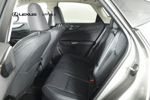 Lexus NX bild 7