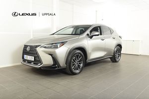 Lexus NX bild 1