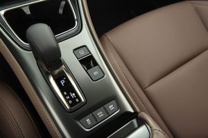 Lexus LBX bild 16