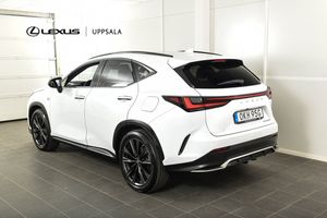 Lexus NX bild 3